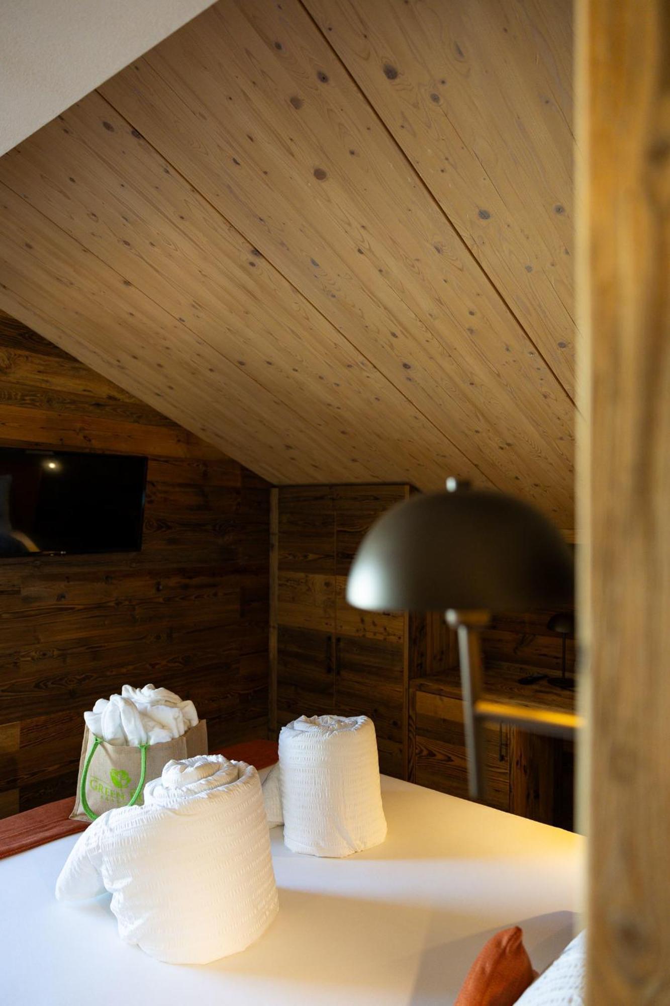 Green Rose Livigno Bagian luar foto
