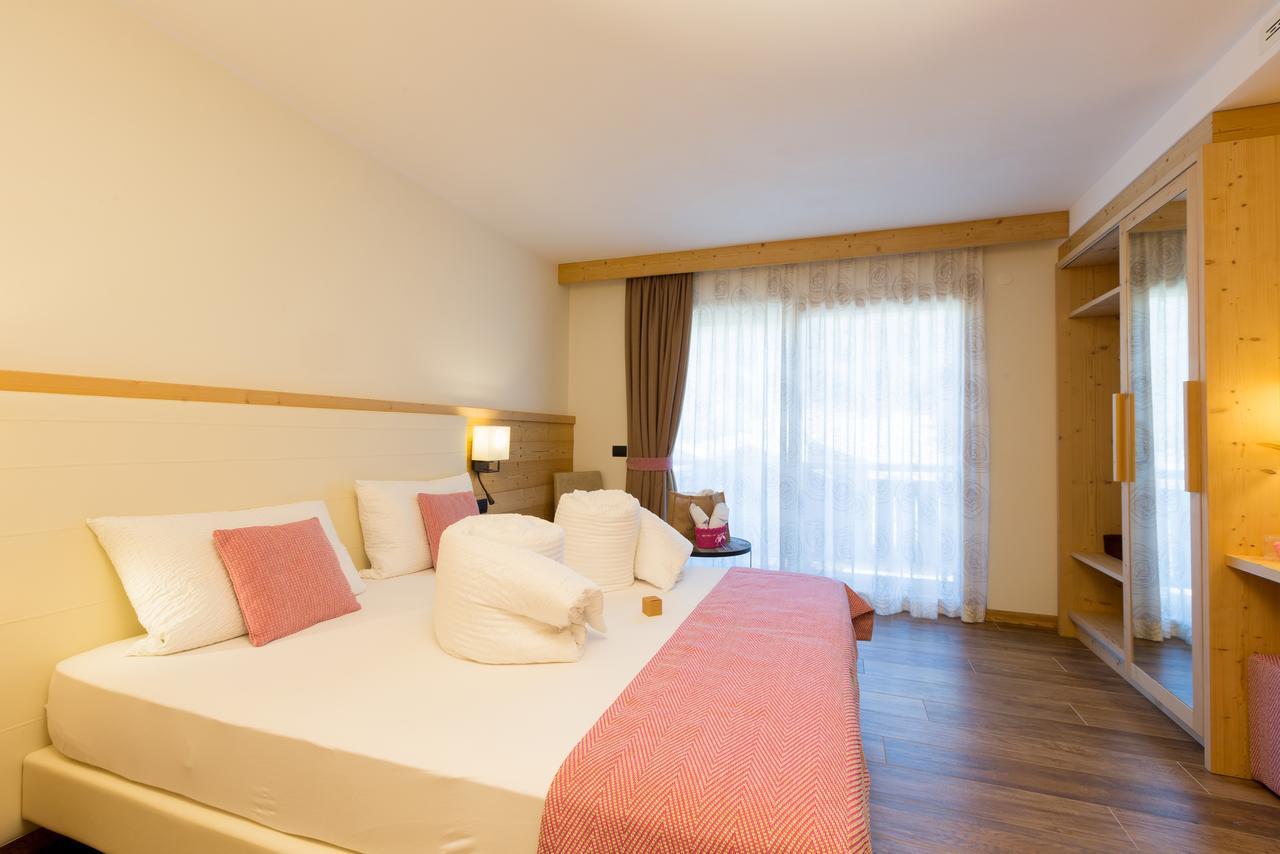Green Rose Livigno Bagian luar foto