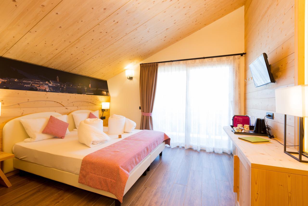Green Rose Livigno Bagian luar foto